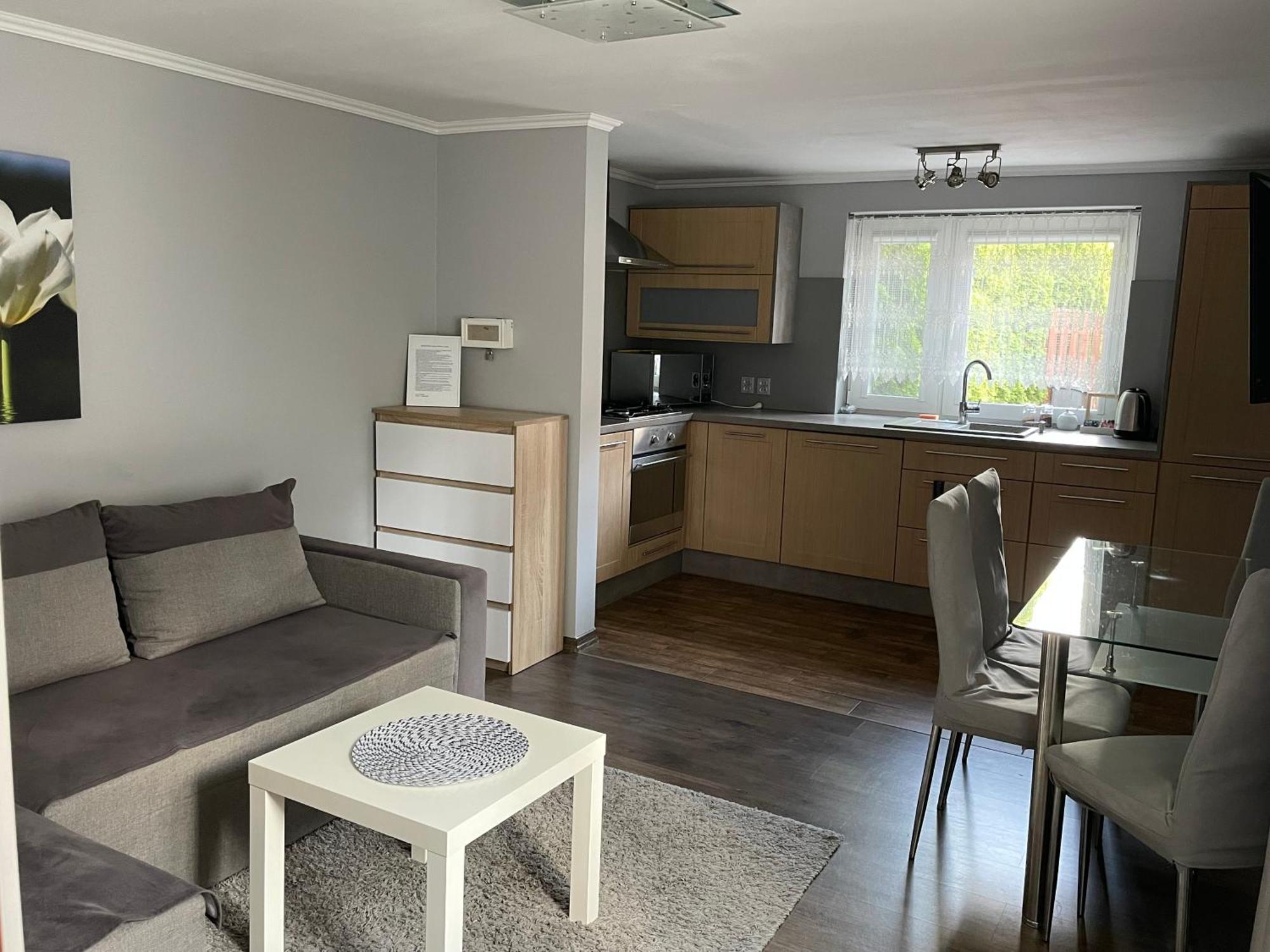 Apartament Lazur Piła Buitenkant foto