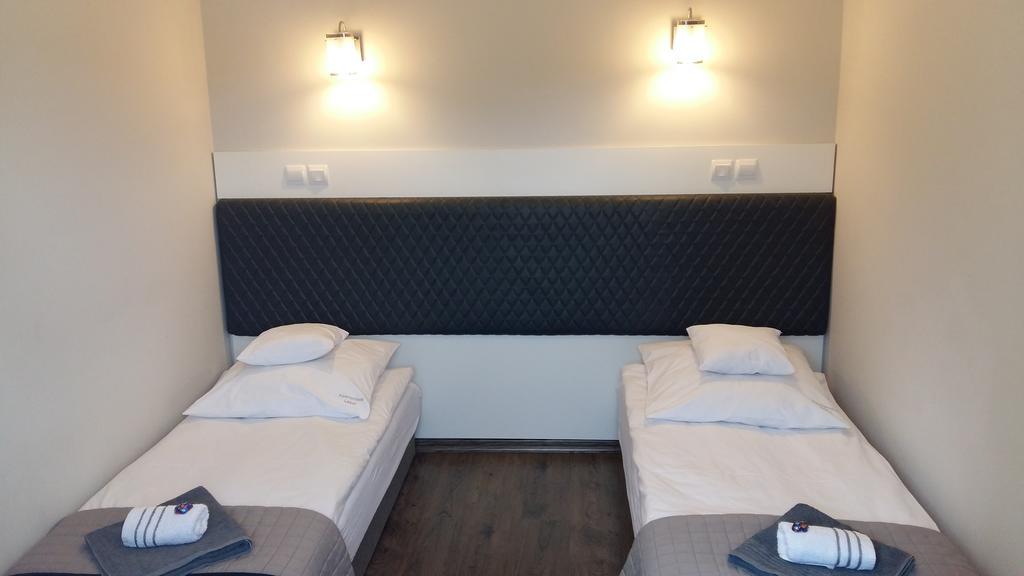 Apartament Lazur Piła Buitenkant foto